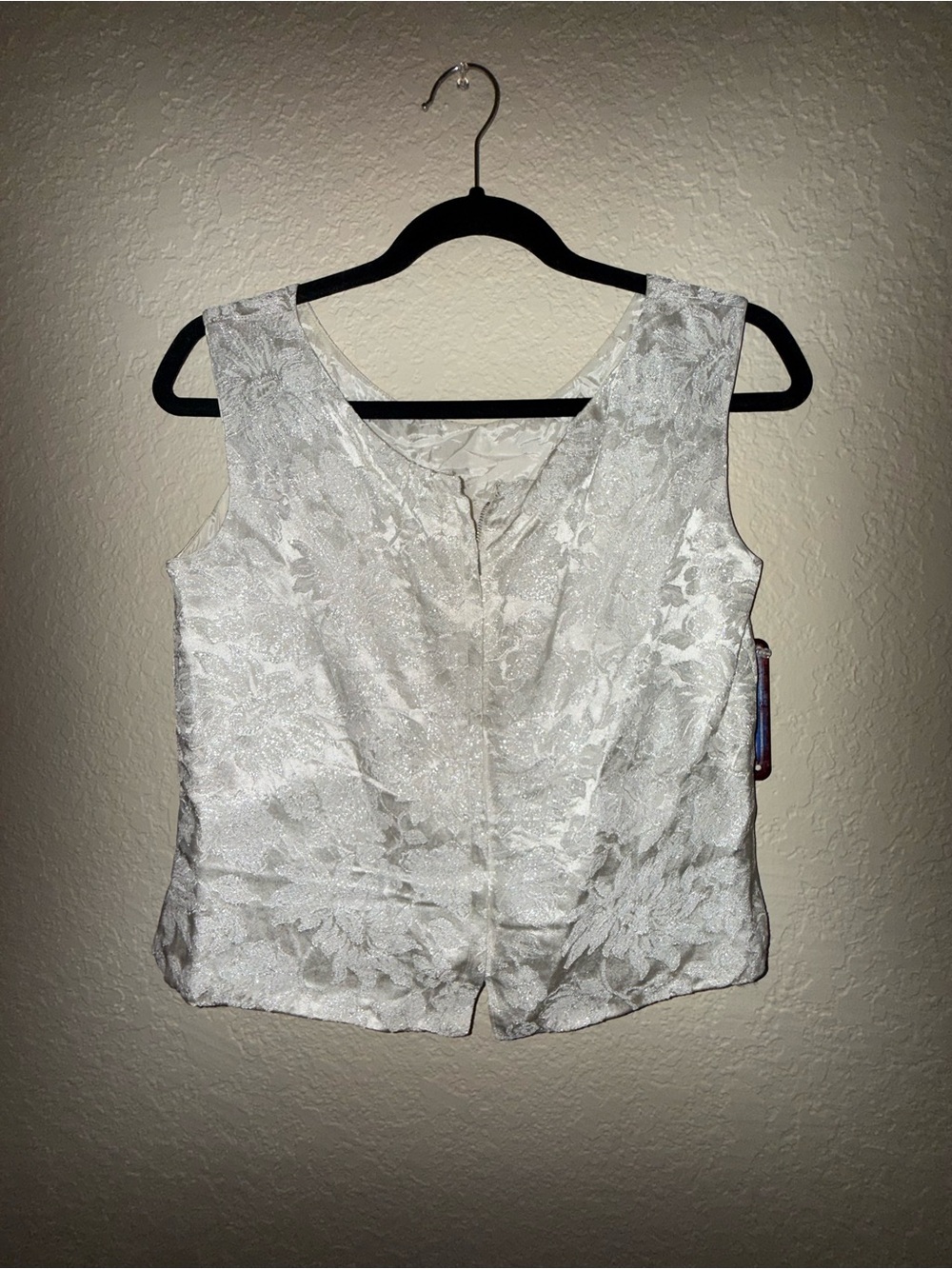Elegant Women's Sleeveless Top/Vest